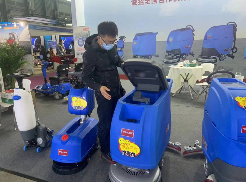 乐山坦洁洗地机公司致力于电动洗地机的生产、销售和服务百家